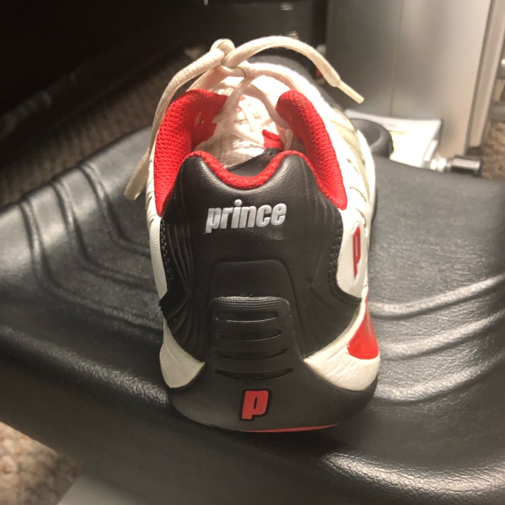 Prince Tennis shoes - Picture 2 of 3